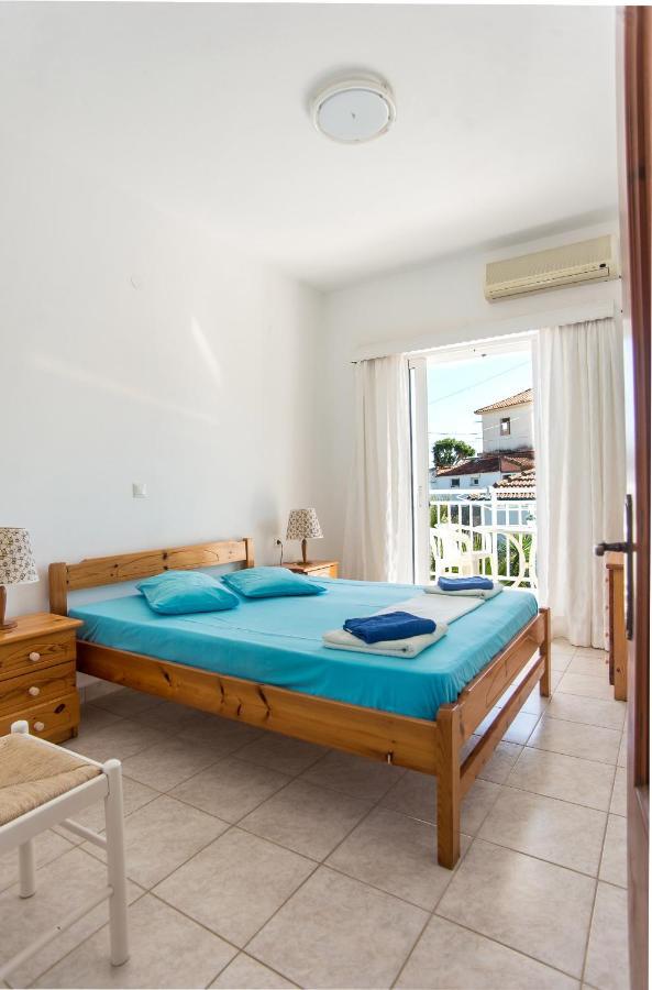 Blue White Apartments - Kefallonia Poolside Retreats Spartia  Exterior photo