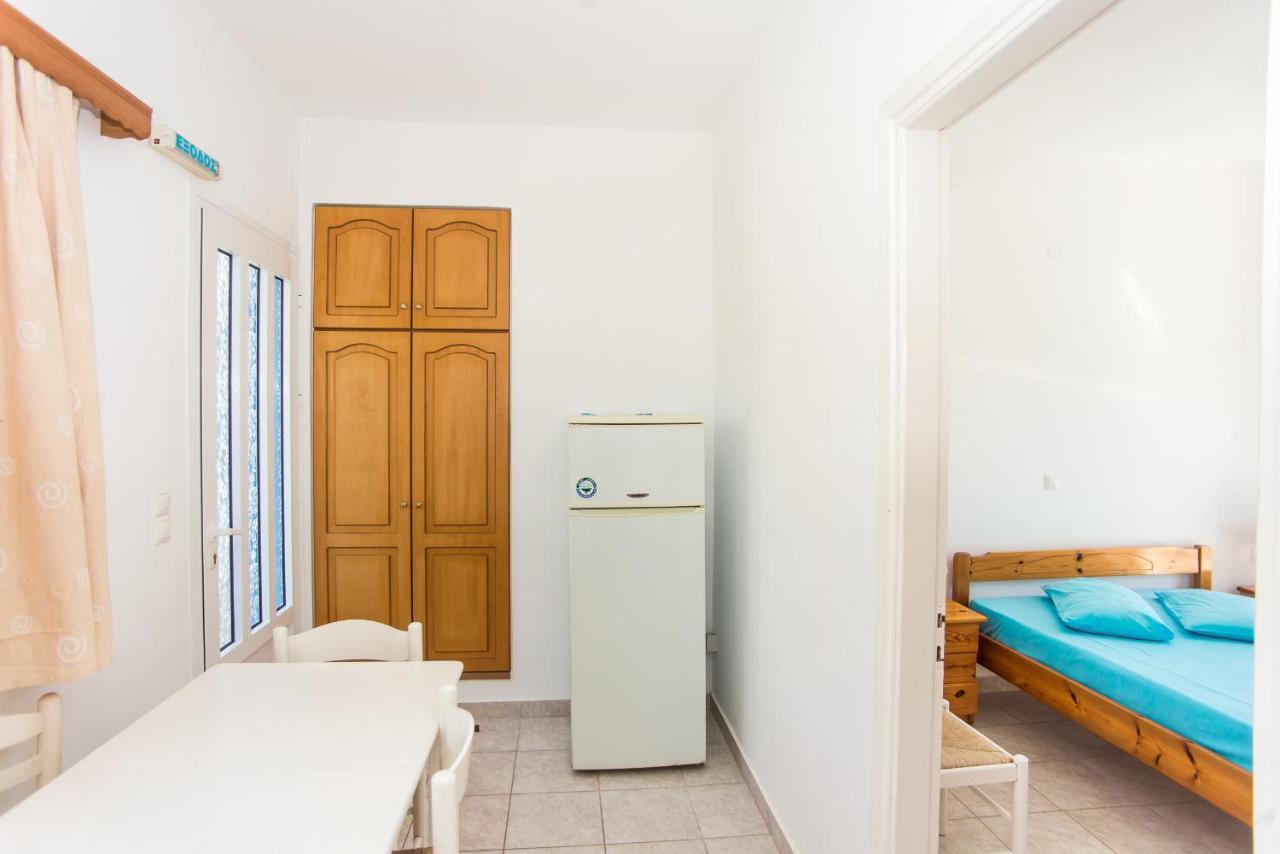 Blue White Apartments - Kefallonia Poolside Retreats Spartia  Exterior photo